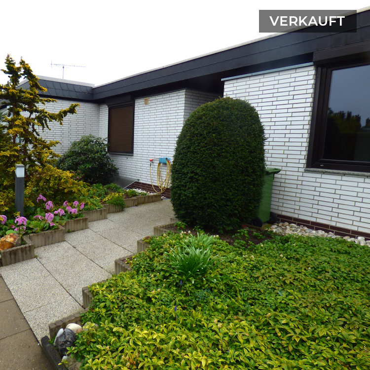 Verkaufter Bungalow in Lehre mit Klinker, Keller und Garten