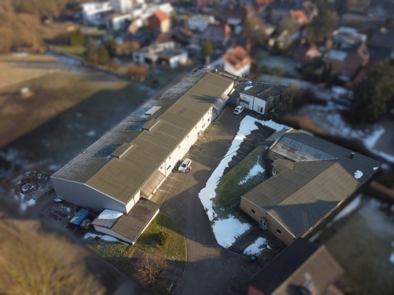 Luftaufnahme eines Industriegebäudes
